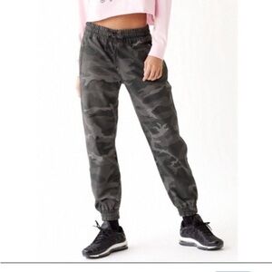 TNA camo joggers. Aritzia